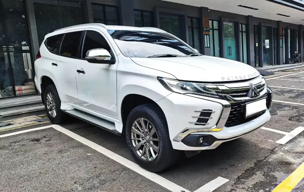 Istimewa Odo 50 ribu Pajero sport exceed A/T Pemakaian 2019 Putih