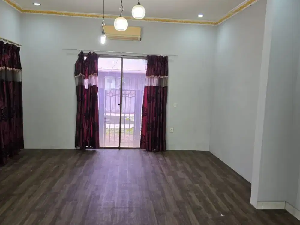 Rumah 2lt 148m type 4KT Cluster Cassia JGC Jakarta Garden City