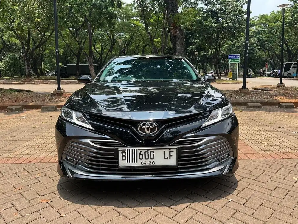 Toyota Camry 2.5G 2020