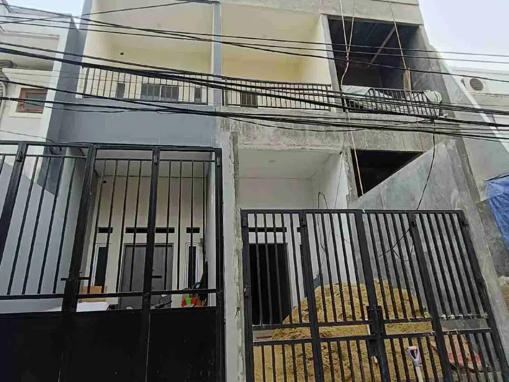 Rumah Baru 3,5 Lantai di Duri Kepa dekat Tanjung Duren Jakarta Barat