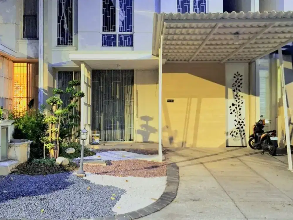 Rumah 2 Lantai Furnished di Pakuwon Indah Villa Bukit Regency