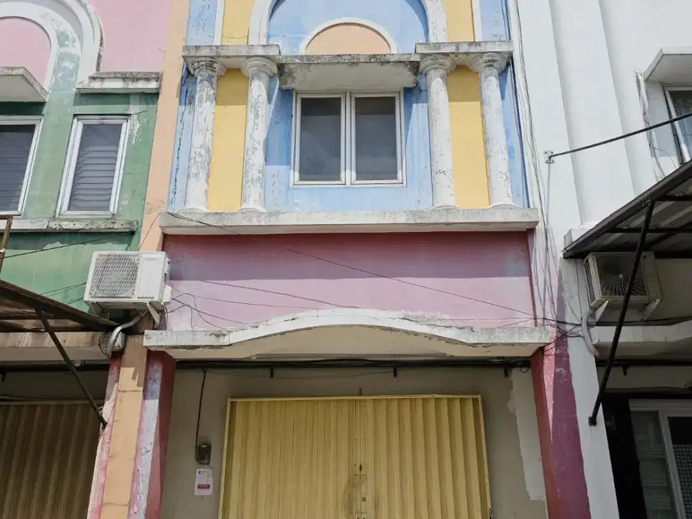 Ruko Bagus siap pakai harga terbaik di Grand Depok City, Tirtajaya, Depok