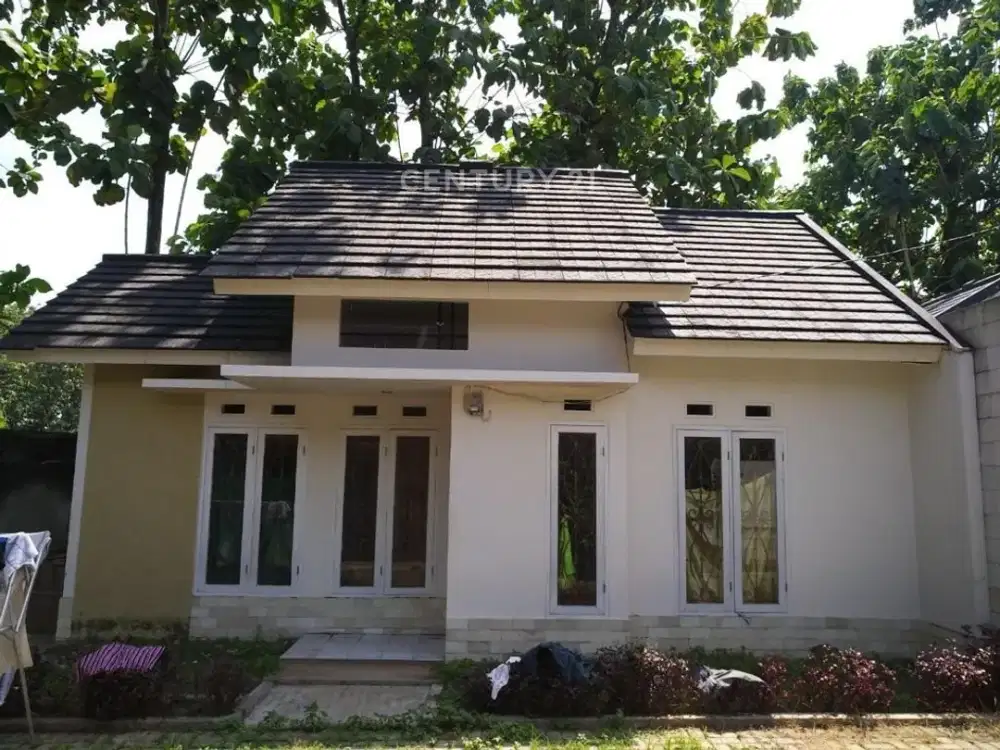 Rumah Dalam Cluster Dekat Stasiun Kereta Dm17057