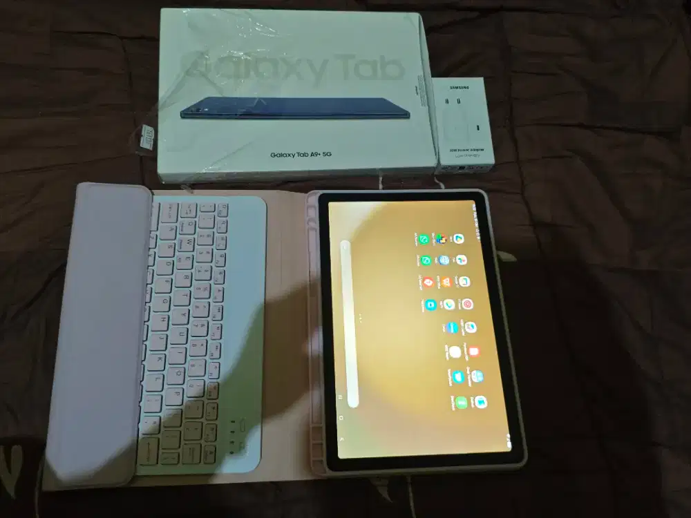 Jual santai pemakaian 2 bln spt baru Tablet SAMSUNG A9+ 5G full set