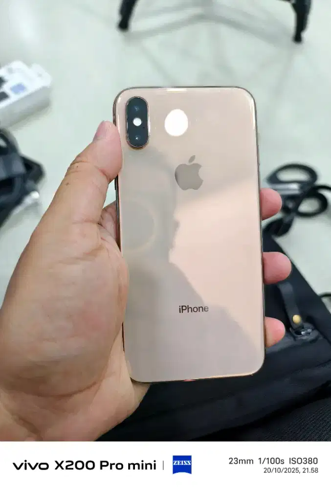 iPhone xs jaringan axis (64Gb) Fullset