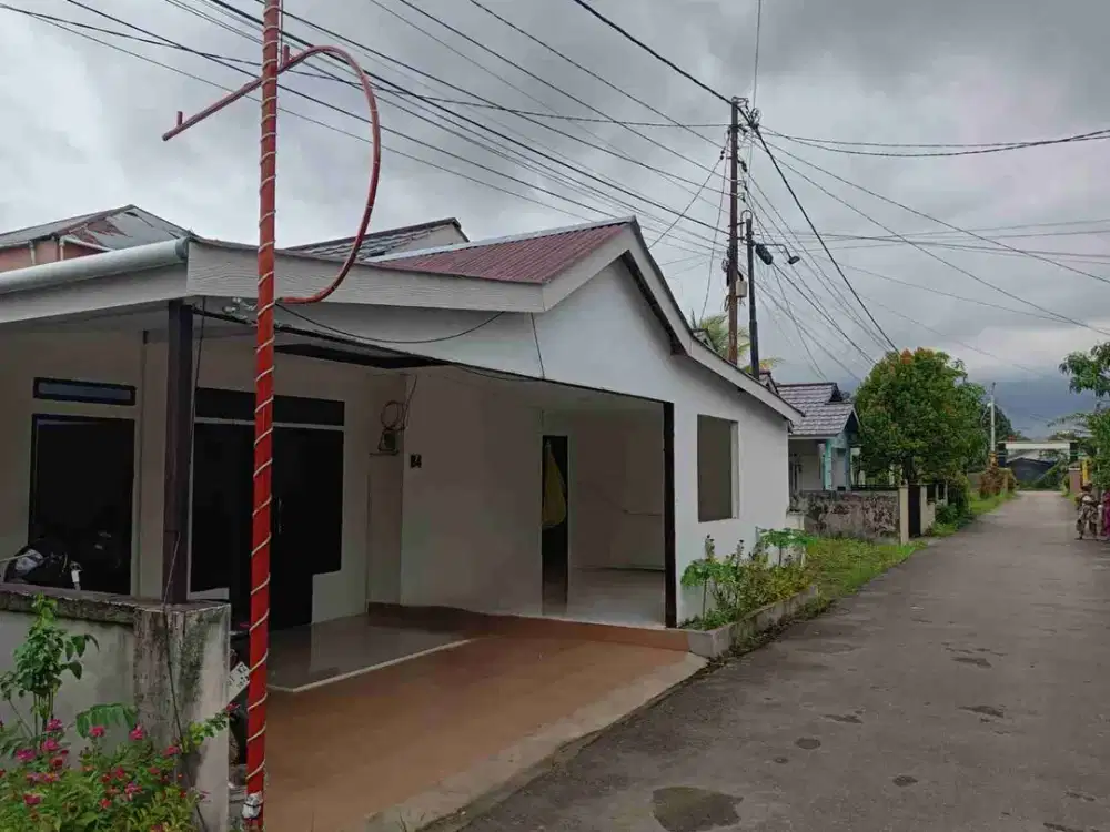 Rumah siap huni 1 lantai kota Pontianak di Jl. Tabrani Ahmad, komp. Didis Permai 7