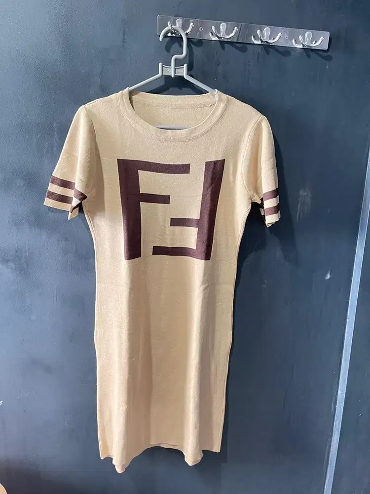 Dijual baju dress muat smpe bb 60 kg  masih bagus