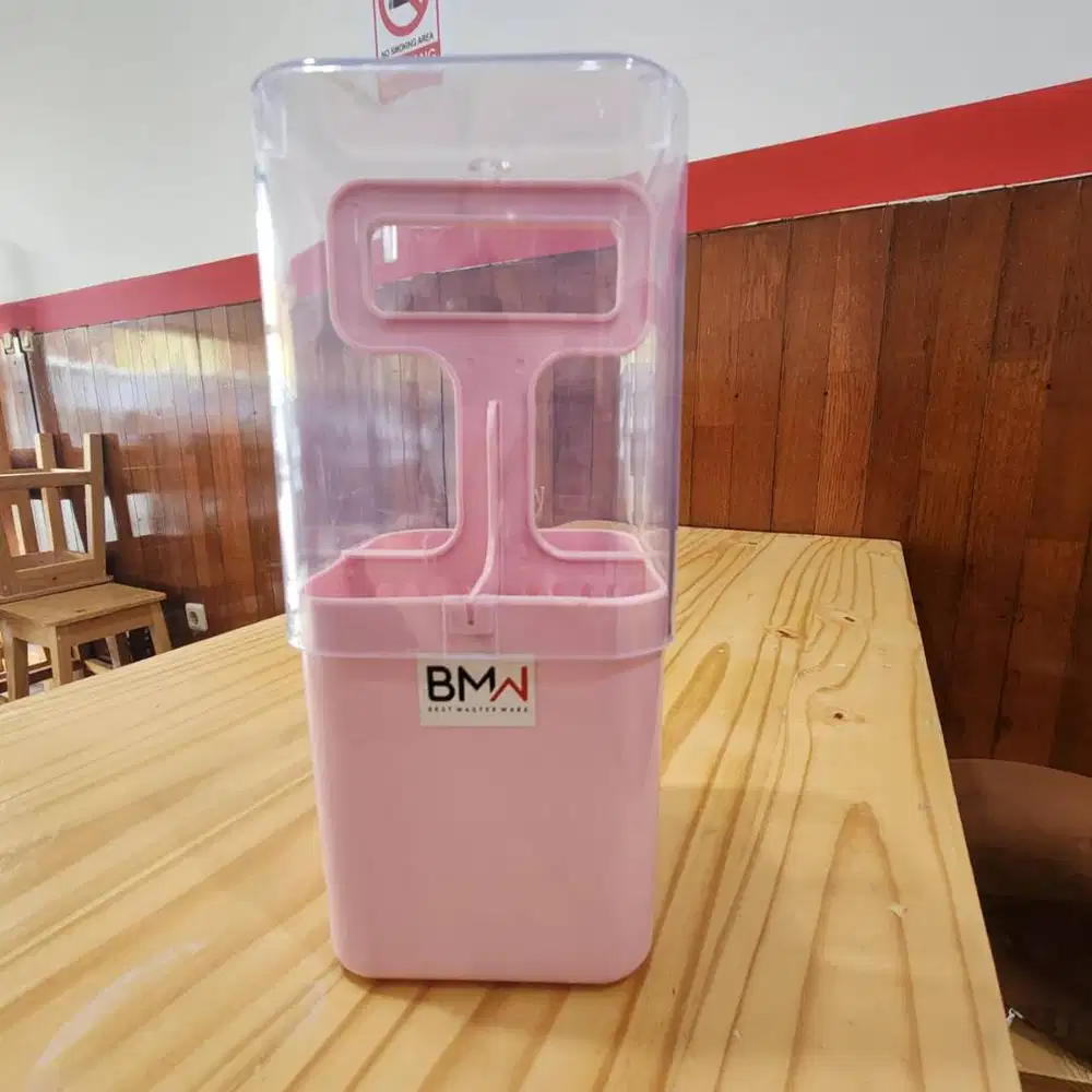 Tempat / wadah sendok garpu sumpit warna pink dengan penutup plastik b