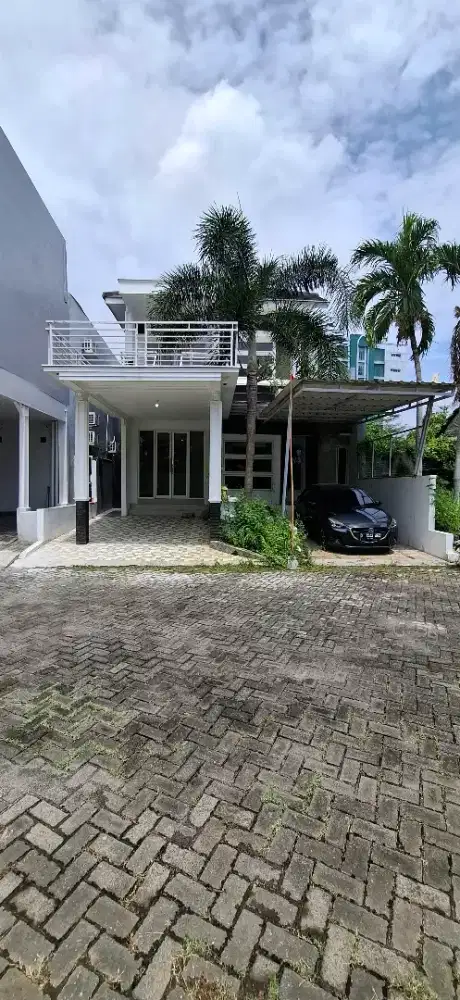 RUMAH SEWA CLUSTER KAMPUNG SEMAWIS UNIMUS KEDUNGMUNDU