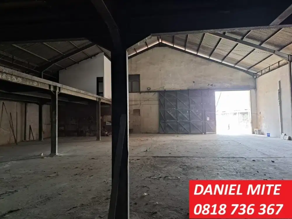 GUDANG KEBAYORAN LAMA JAKARTA SELATAN