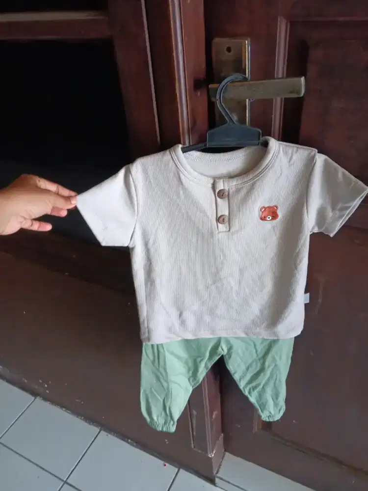 Jual Baju anak laki laki merek MOOI one set atasan & celana,katun 100%