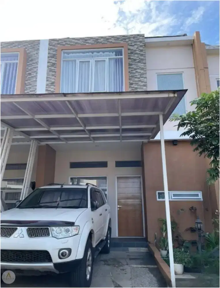 Rumah di sariwangi parongpong siap huni bagus