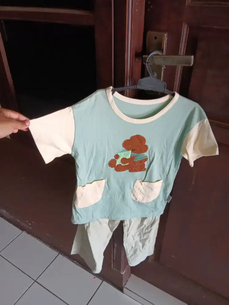 Jual Baju anak laki laki merek MOOI one set atasan & celana,katun 100%