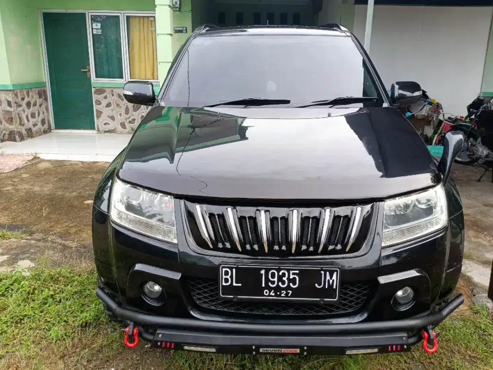 Suzuki Grand Vitara JLX AT (JEEP)