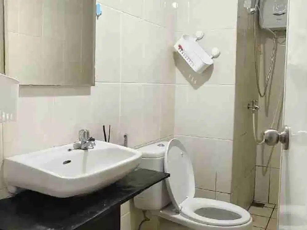 Jual cepat apartemen mewah lokasi di gading serpong summarecon gading serpong