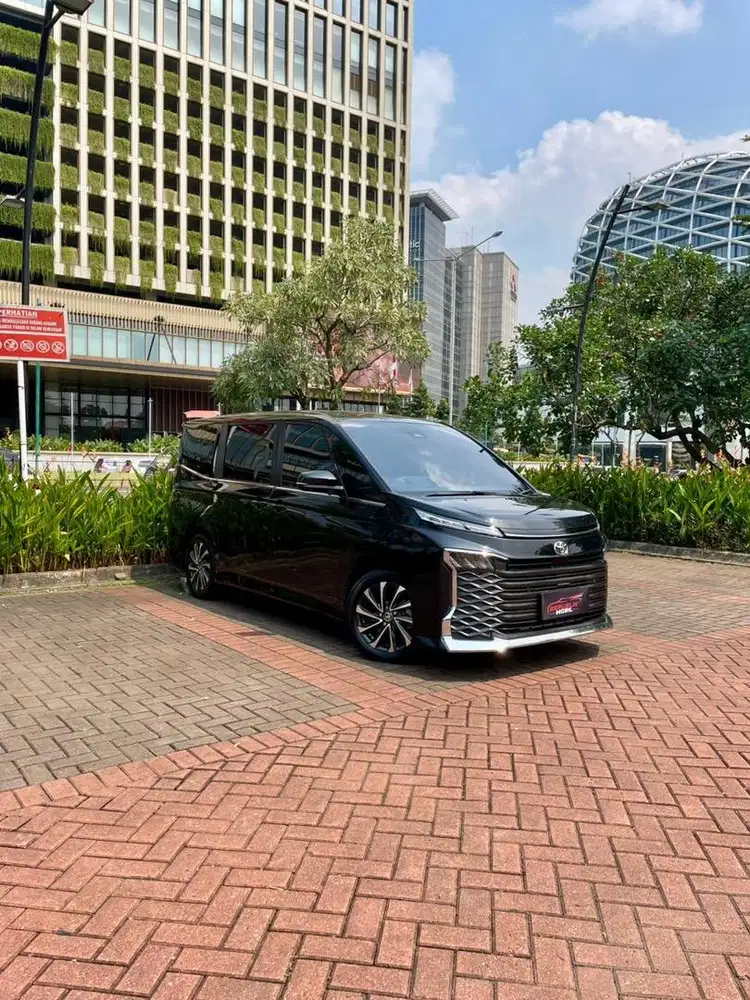 [Low Odo] Toyota All New Voxy 2.0 CVT 2023