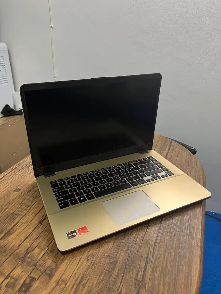 Asus Ryzen 5 untuk Di jual