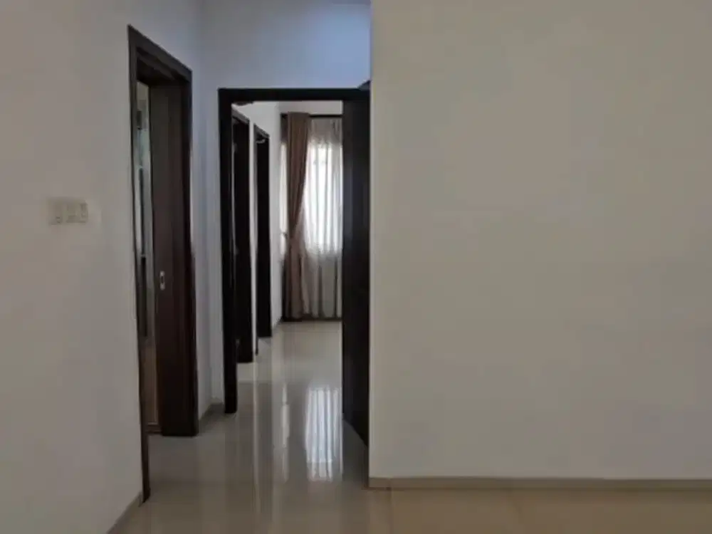 Disewakan rumah di serenia Hills Jakarta Selatan