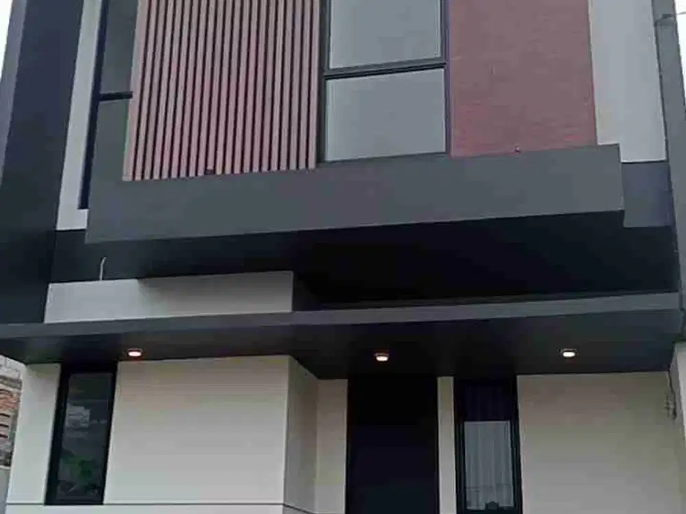 RUMAH 2 LANTAI MEWAH SIAPHUNI DEKAT TOL PINGGIR JALAN RAYA