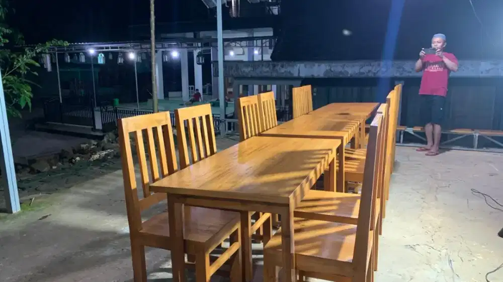 Set meja kursi warung makan dan kedai