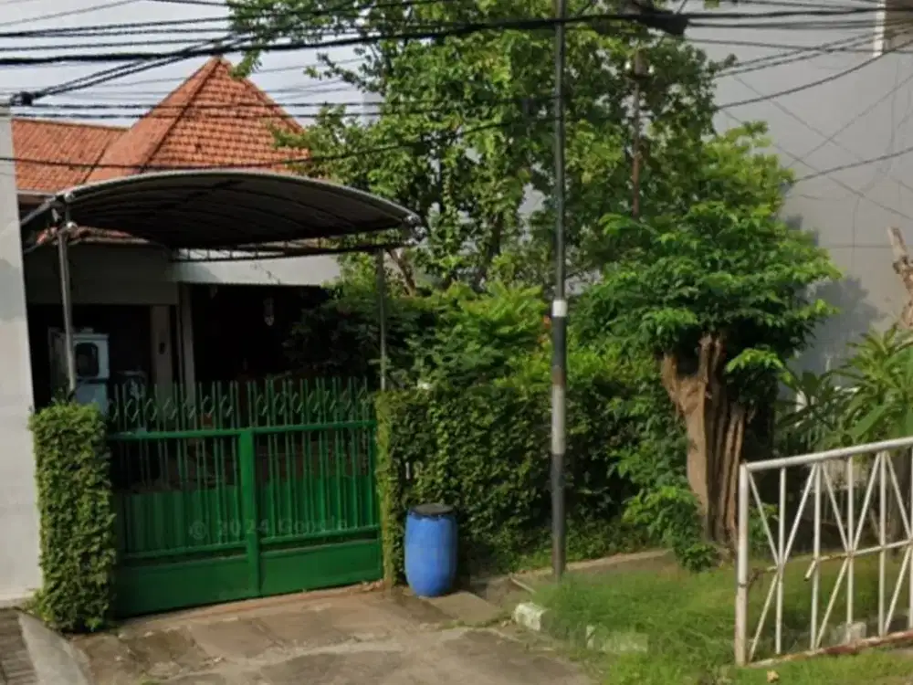 Dijual Rumah Bagus di Jalan Bawean - Surabaya Pusat