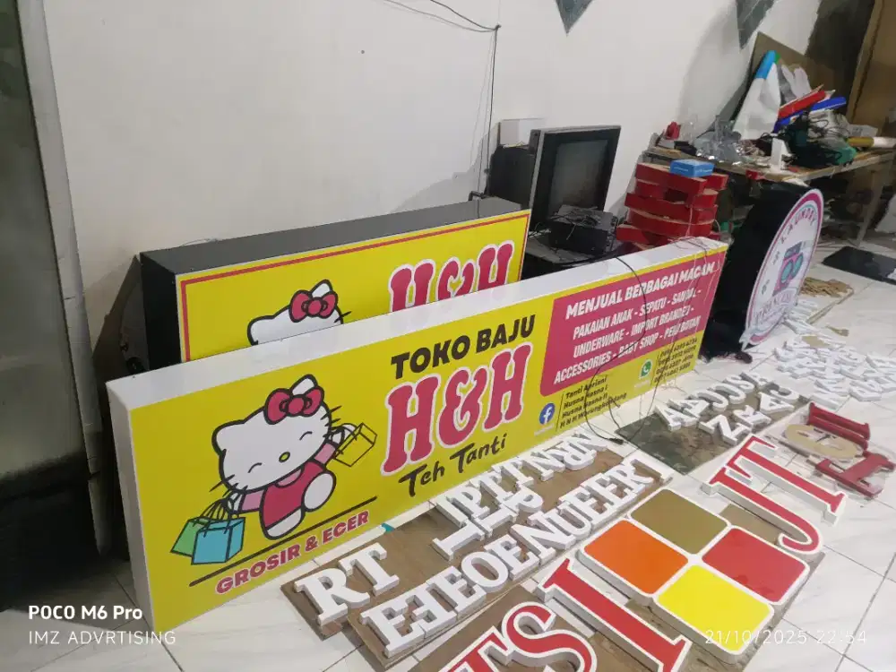 Papan nama neonbox rekalme