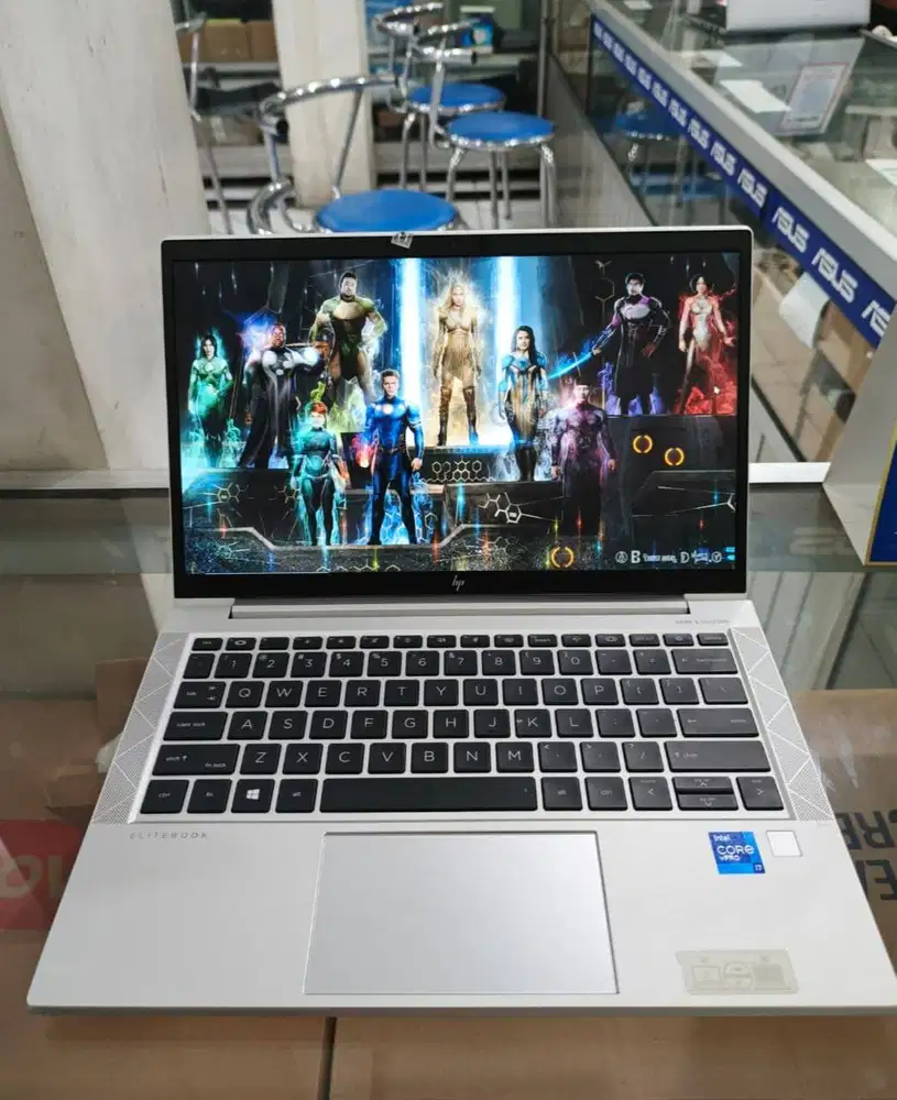 LAPTOP HP ELITEBOOK 830 G8 RAM 32GB SSD 512GB 14FHD  GARANSI