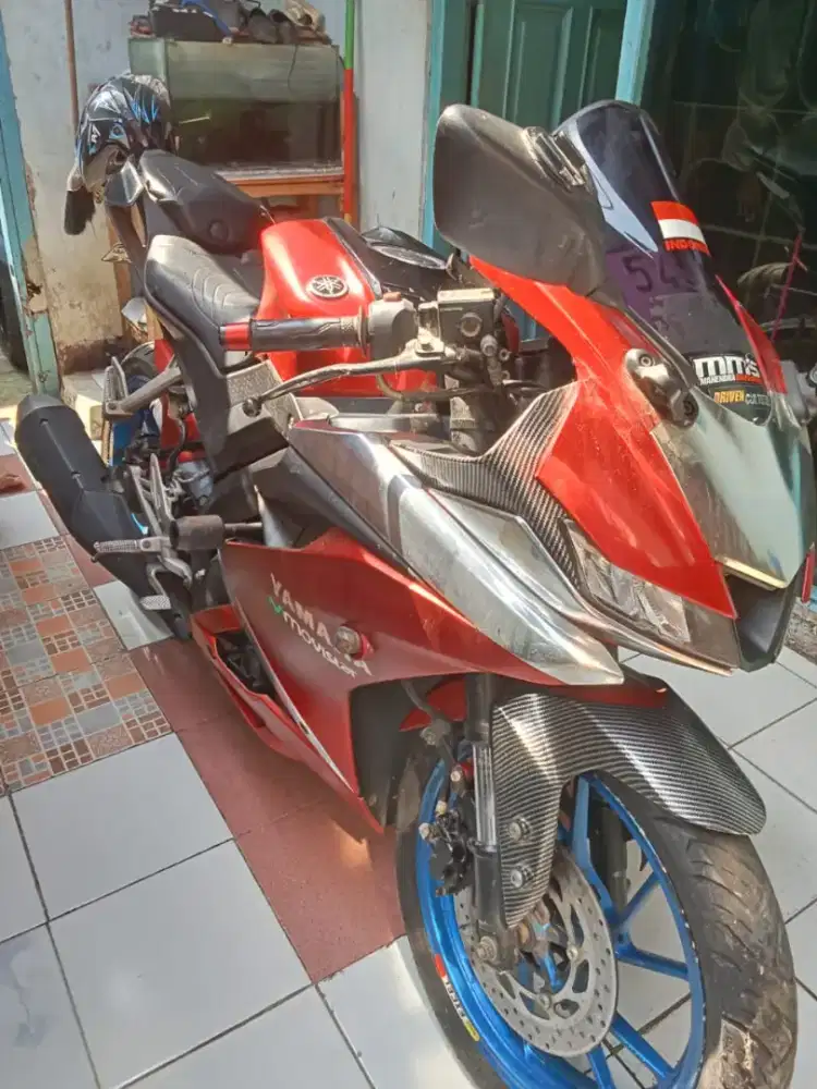 Dijual R15 v3 tahun 2017