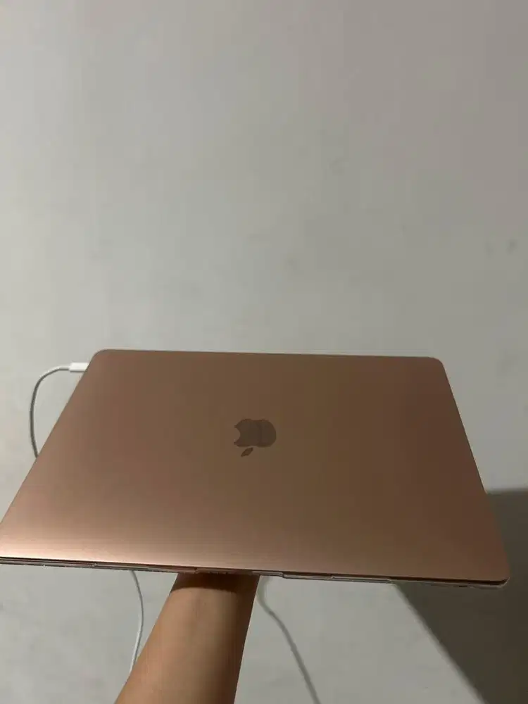 Macbook air core i3 256GB 2020