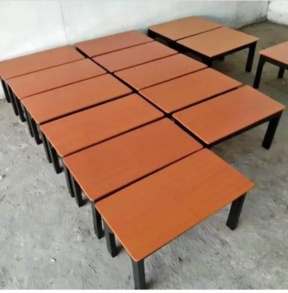 Meja belajar 60x30