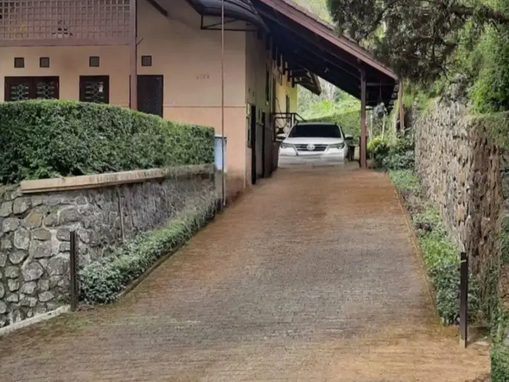 DIJUAL VILLA GRAND WHIZ TRAWAS - MOJOKERTO (HOOK)