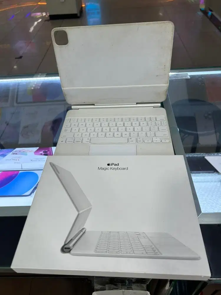 Magic keyboard ipad 11