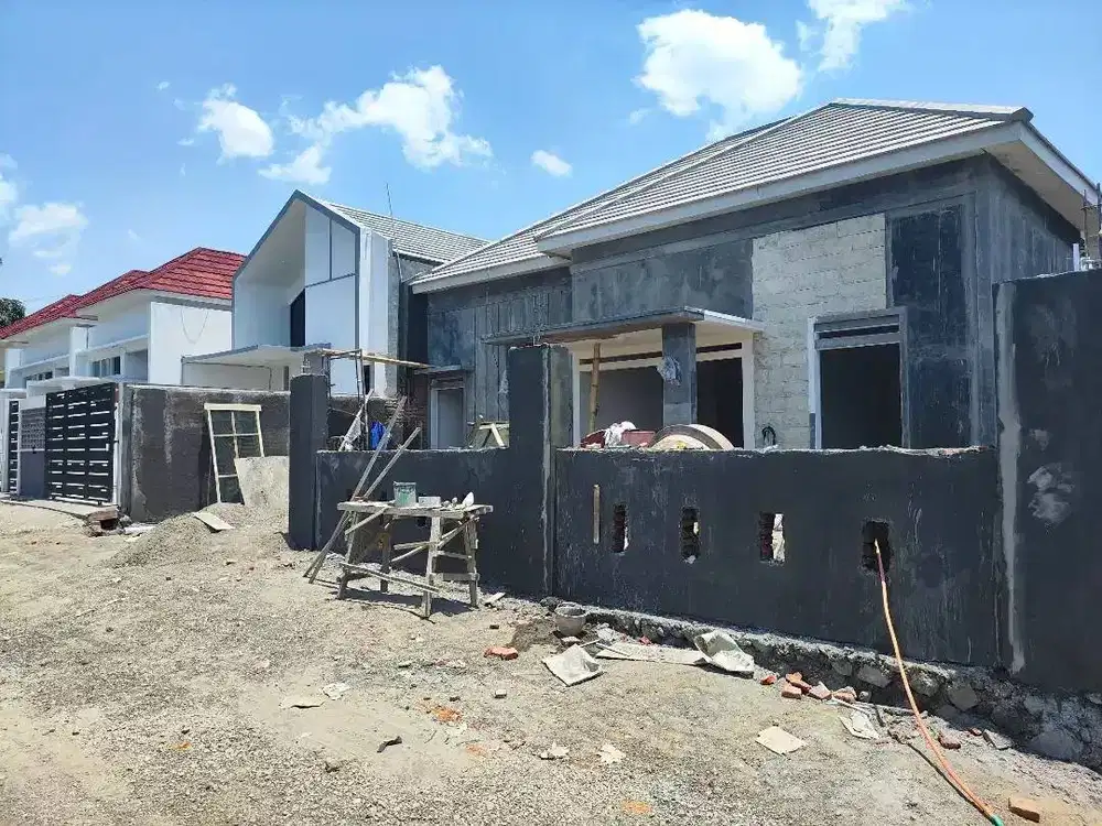 Rumah Komersil Inden Tengah Kota Jember Murah