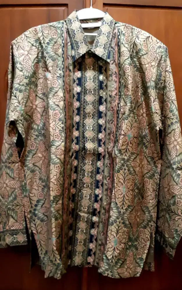 Kemeja Batik Pekalongan