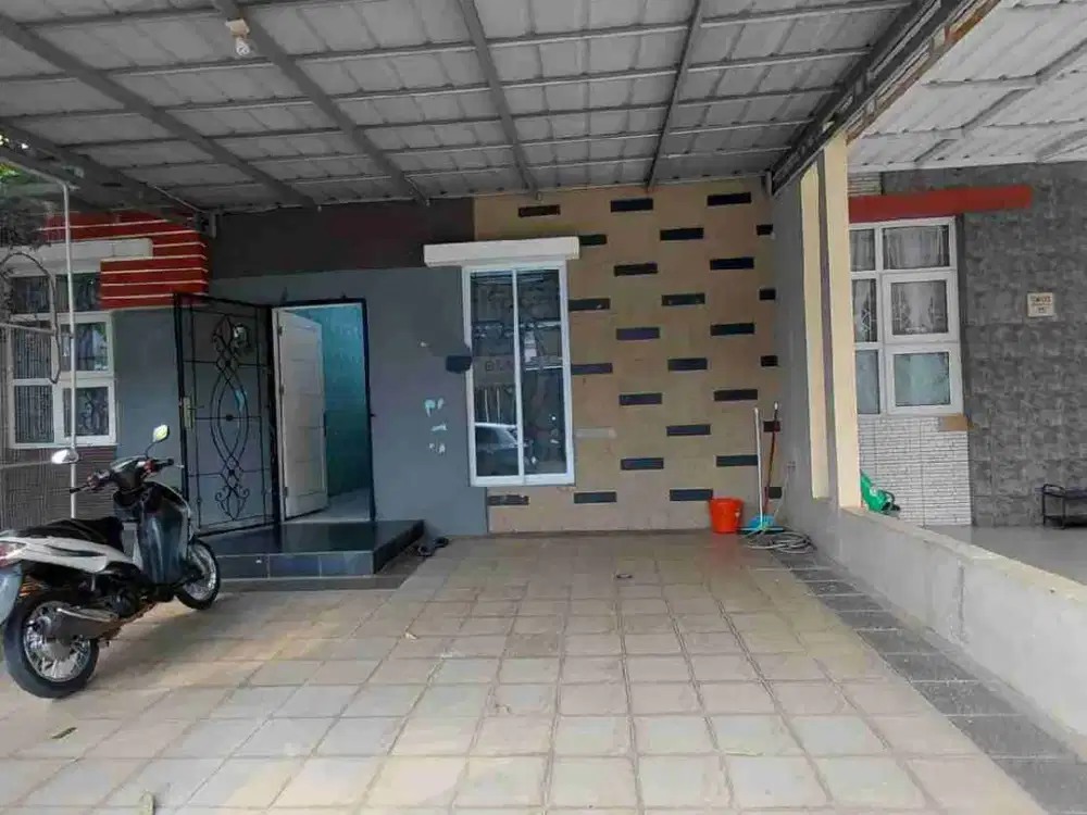 Jual Cepat Rumah Cantik Siap Huni 1,5 Lantai Cluster Favorite 990Jt Nego. Cibubur Country Cikeas.