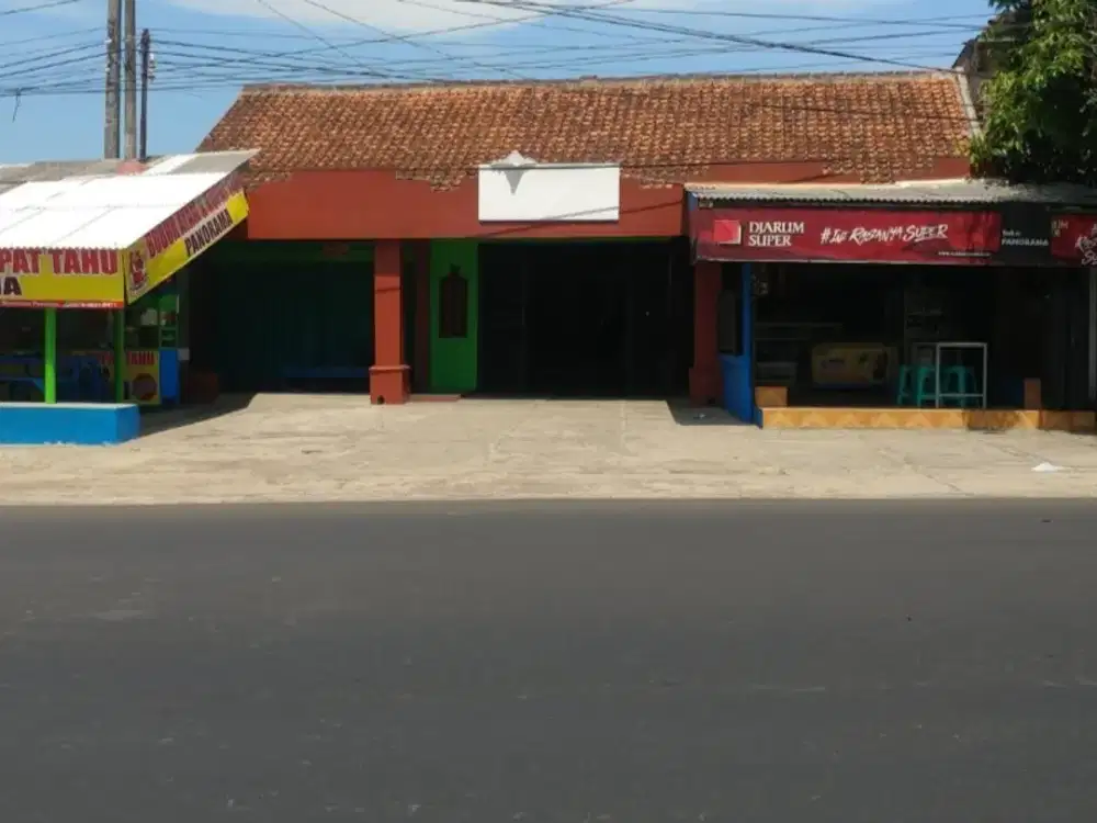 Rumah dan kontrakan,usaha pinggir jalan rajamandala Cianjur.Strategis