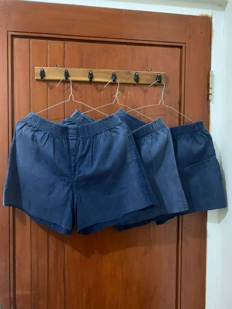 CELANA PENDEK SANTAI PRIA COWO