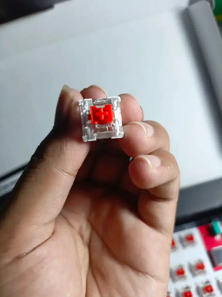 Dijual switch dan keycaps