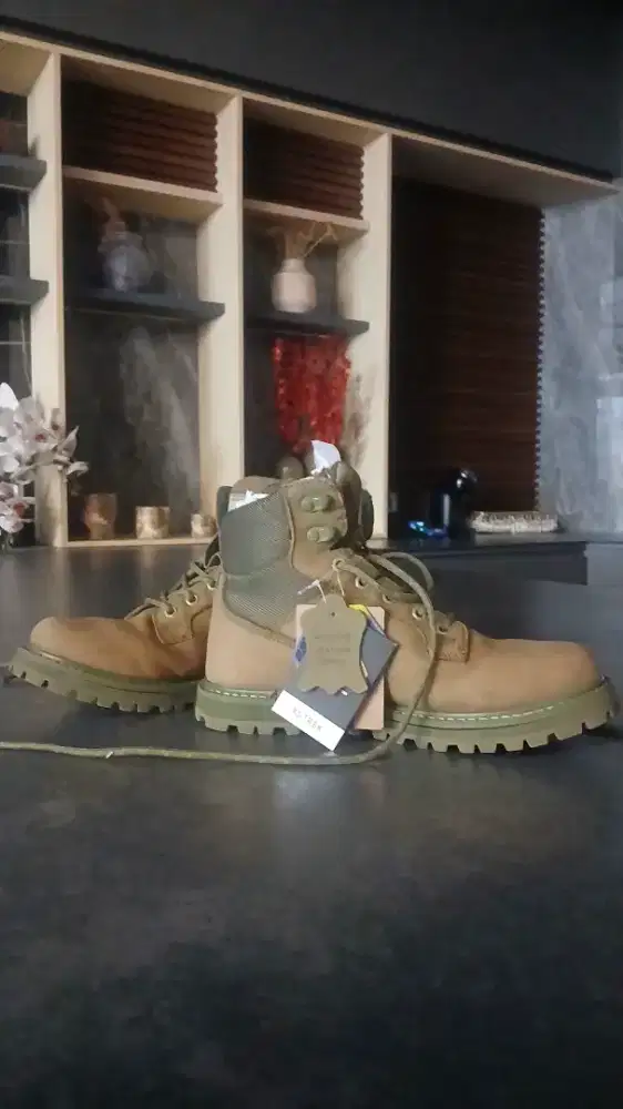 Sepatu Eiger Elgon Size 38