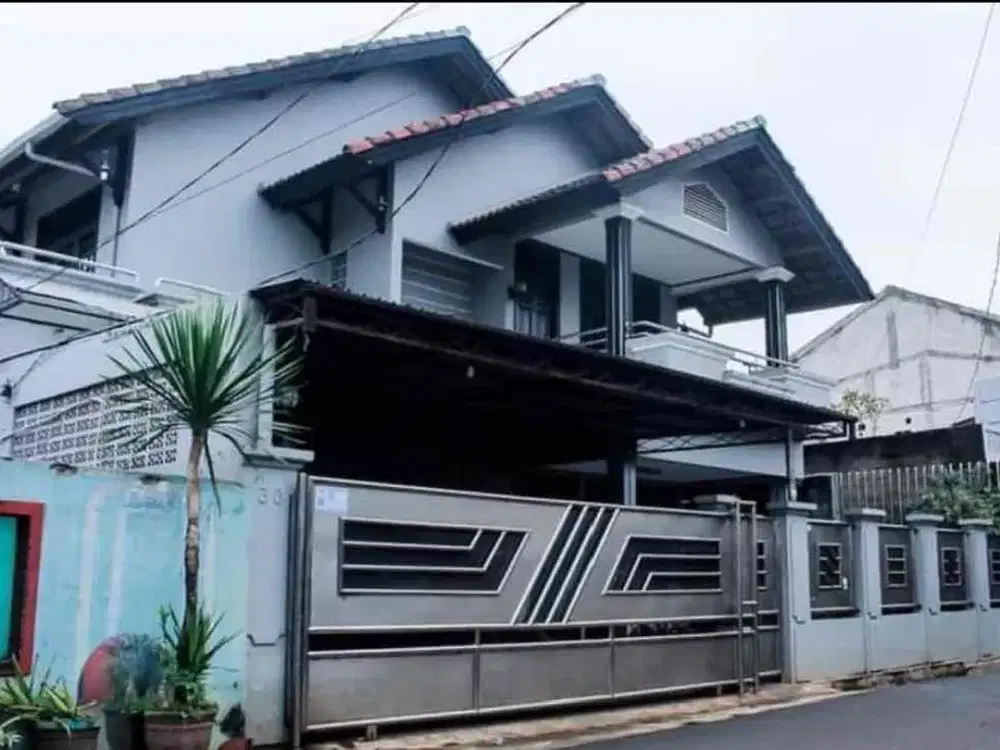 RUMAH STRATEGIS DEKAT BSD DAN BINTARO  SERUA  CIPUTAT TANGSEL