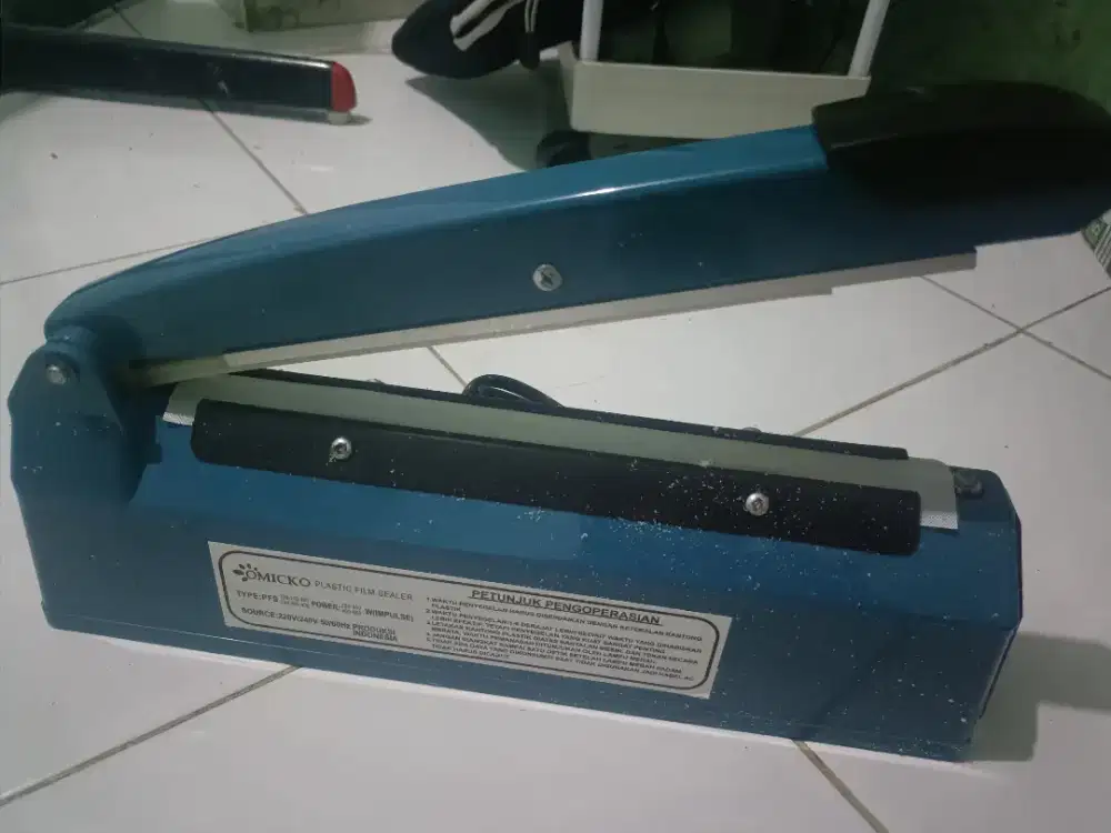 Di jual perekat plastik/ impulse Sealer merek Omicko