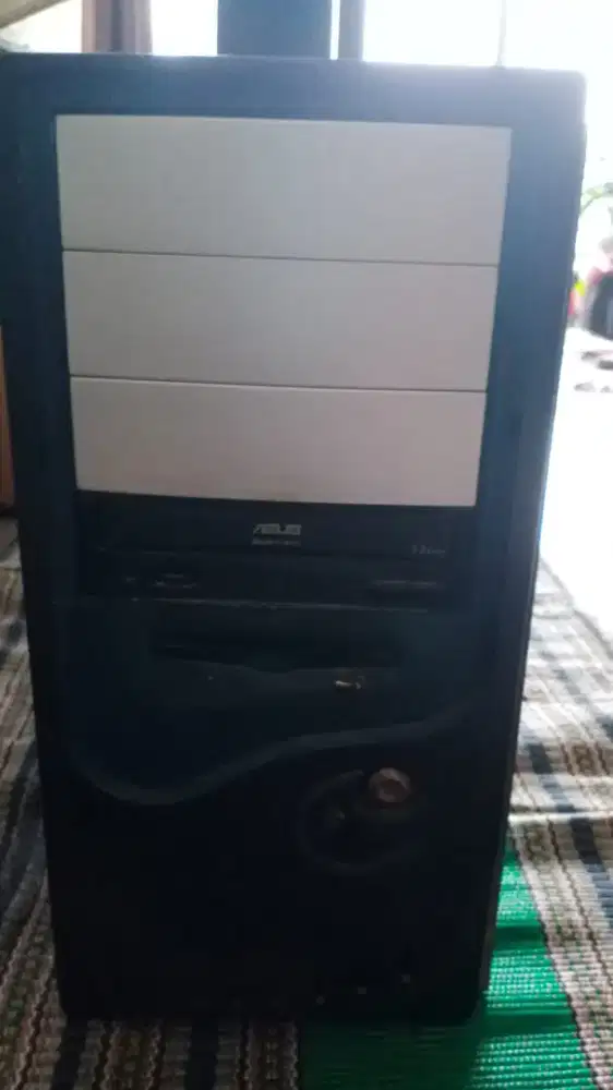 Dijual CPU bekas merk Asus