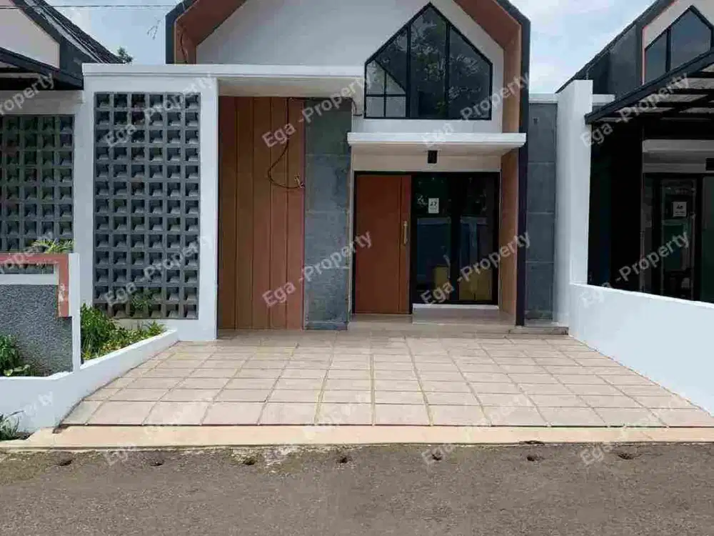 Rumah mewah cash dan KPR tersedia