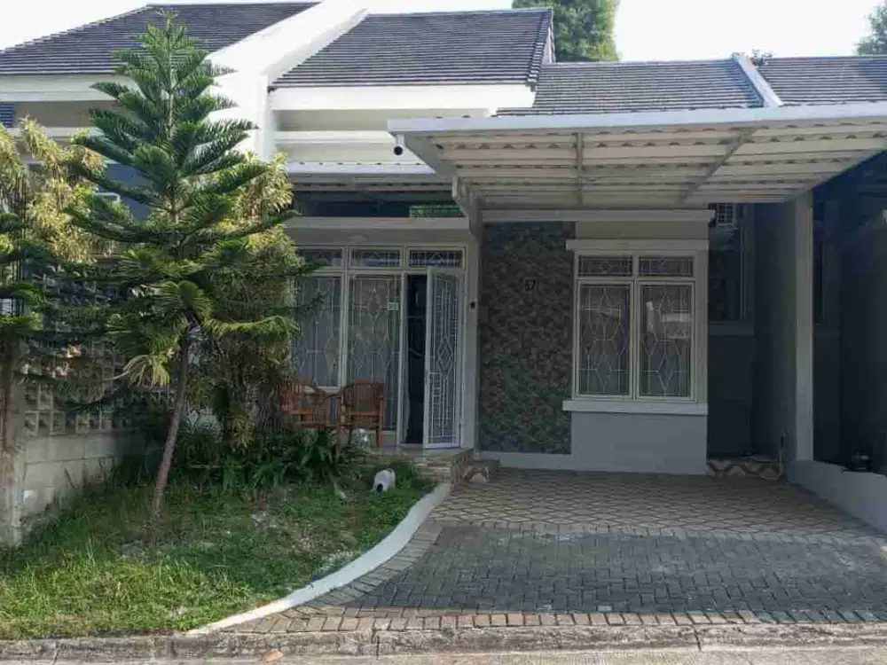 Rumah Minimalais sejuk siap huni di 
Terrace hils sentul city