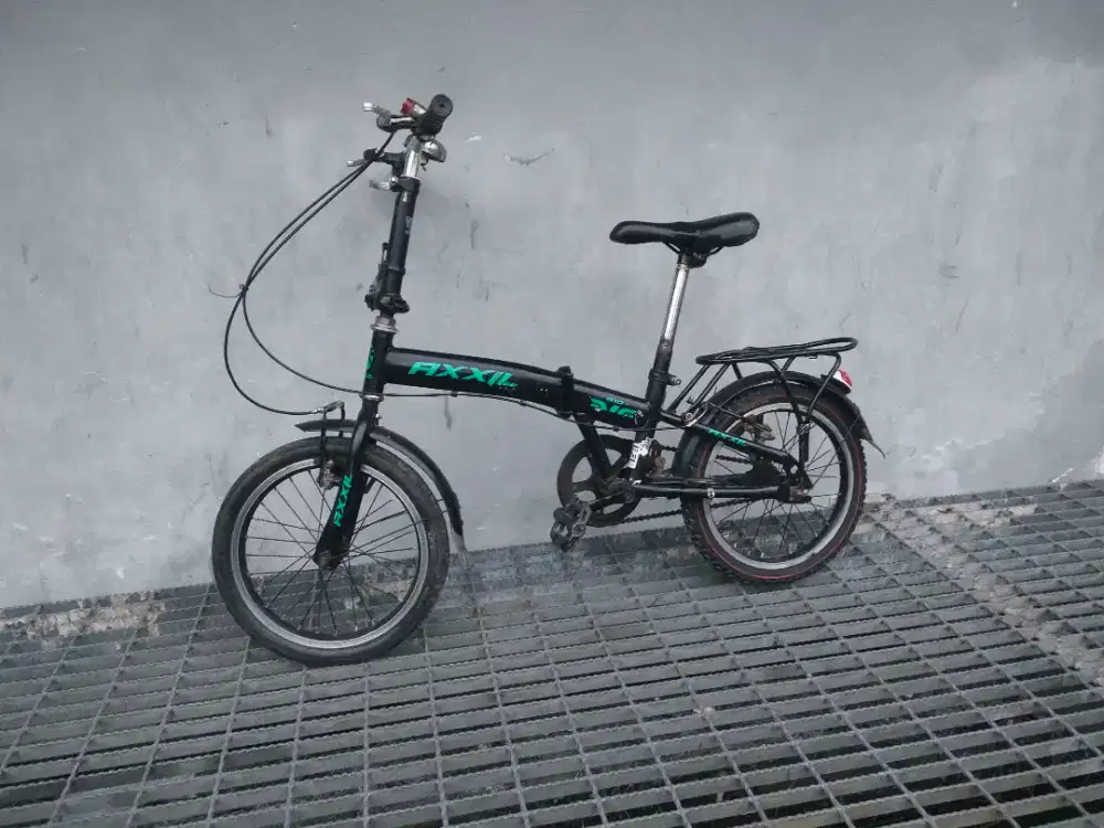 Sepeda lipat ukuran 16
