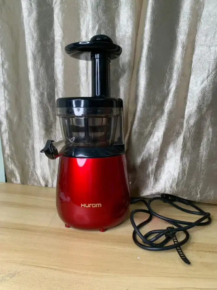 Di jual cepat juicer sehat , merk HUROM dulu beli hampir 5 jt