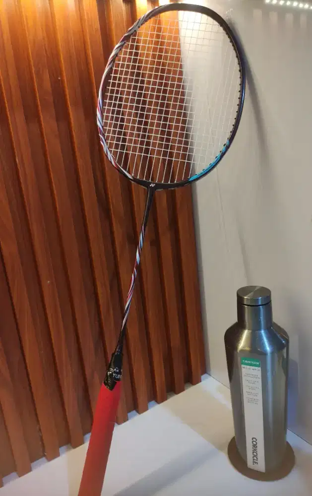 Raket Badminton / Bulutangkis Yonex Astrox 100zz Kurenai Original