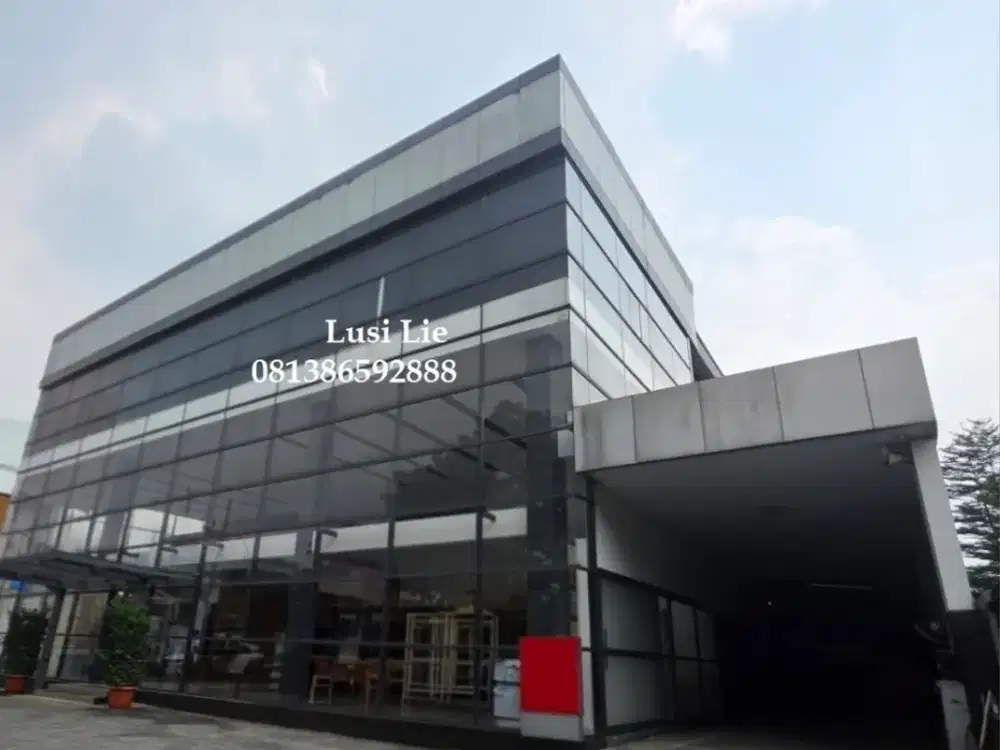 Gedung Alam Sutera ex showroom luas 1.709 m, rapi bagus
