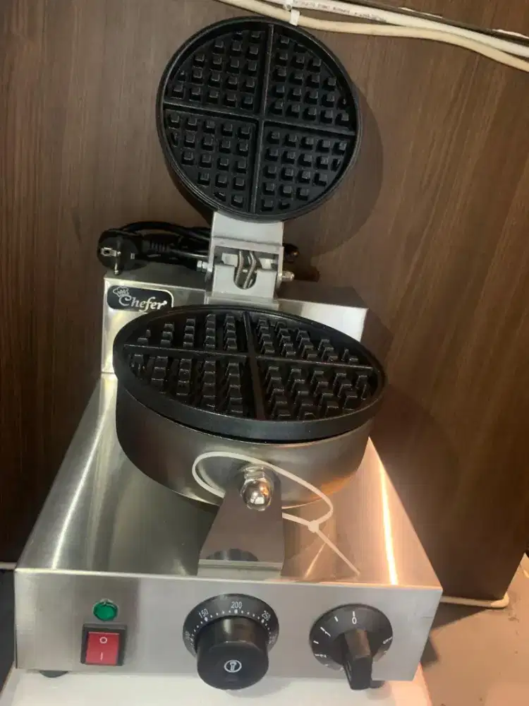 Pembuat waffle/waffle maker