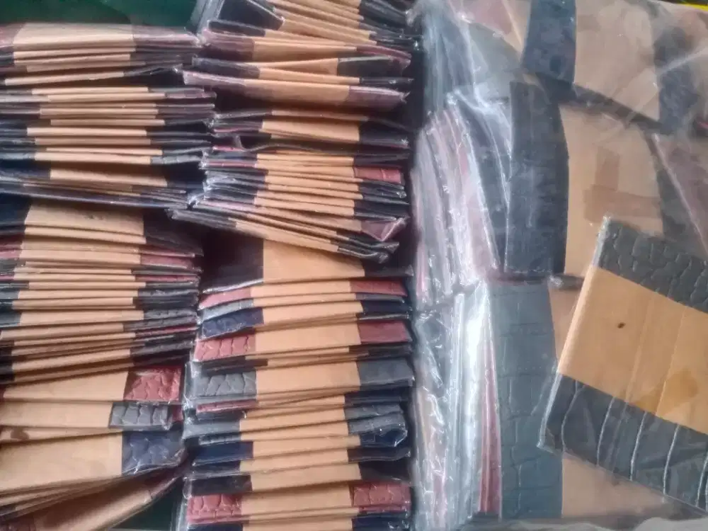 Souvenir pernikahan card holder